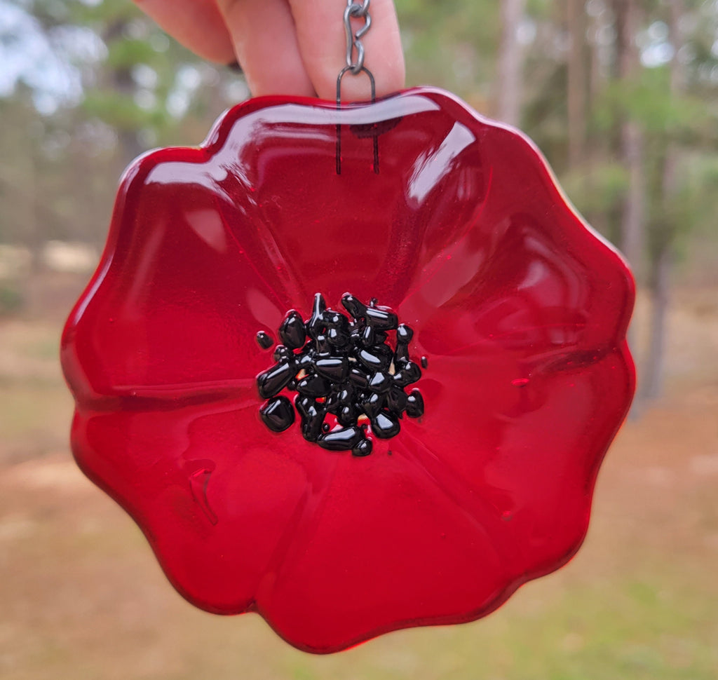 Fused Glass Poppy Flower Suncatcher - Radiate Colorful Elegance for Every Occasion