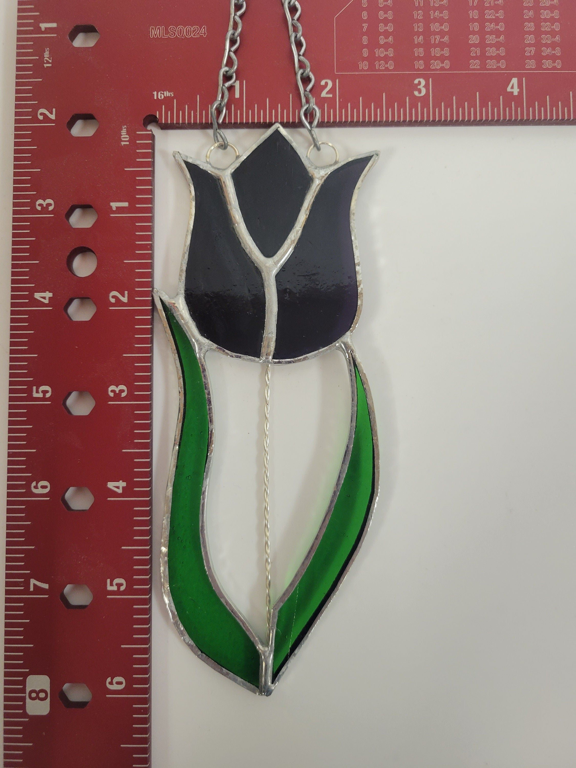 Stained Glass Tulip - Blossom Your Space with Colorful Elegance