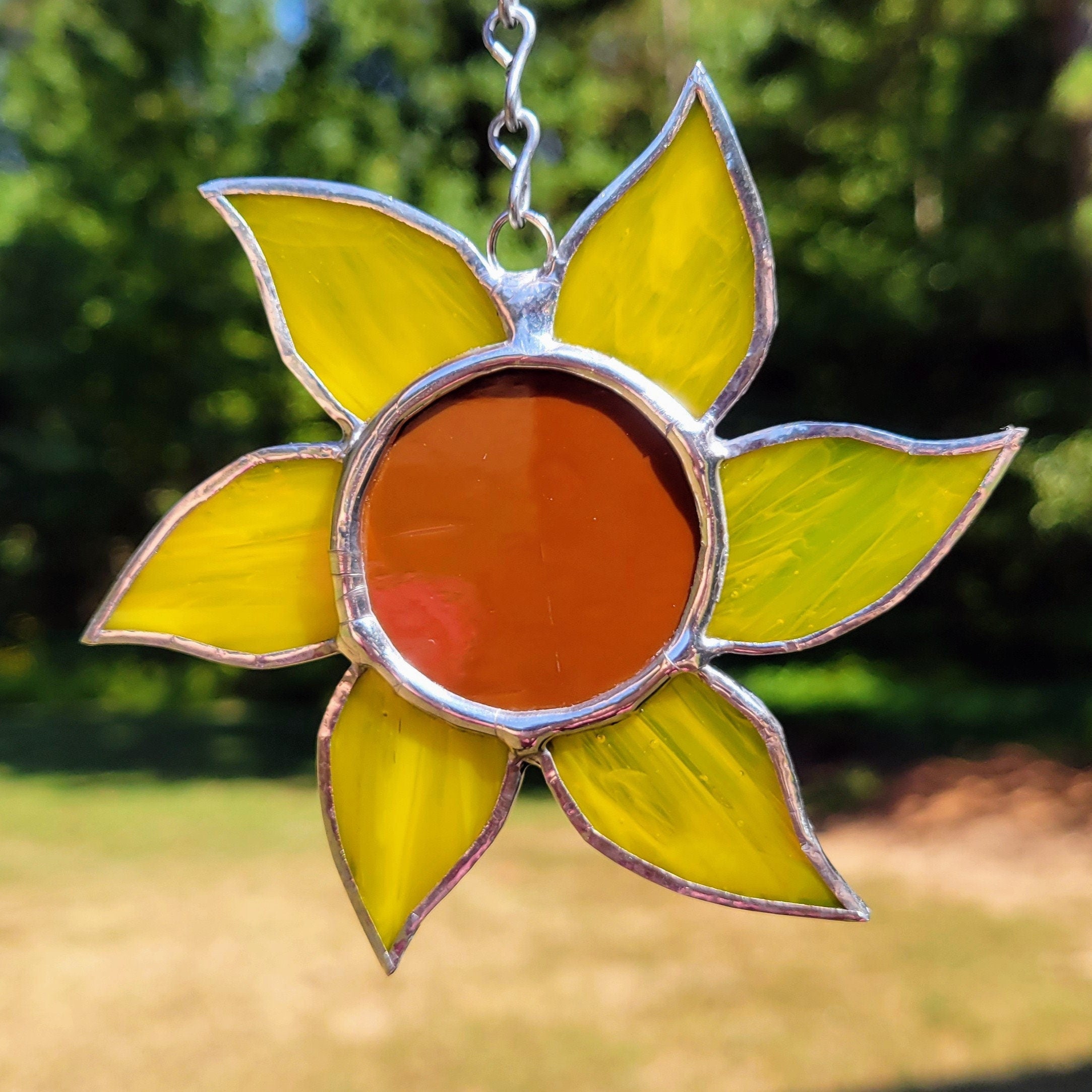 Capture the Beauty of Nature with our Stained Glass Sunflower - Timeless Elegance in Every Petal
